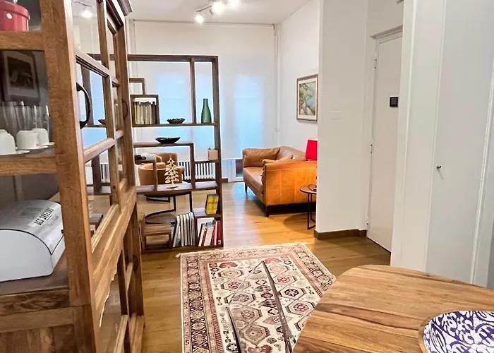 Pattoluxurysuite A Roma Quartiere Trieste - Vicino Metro B1